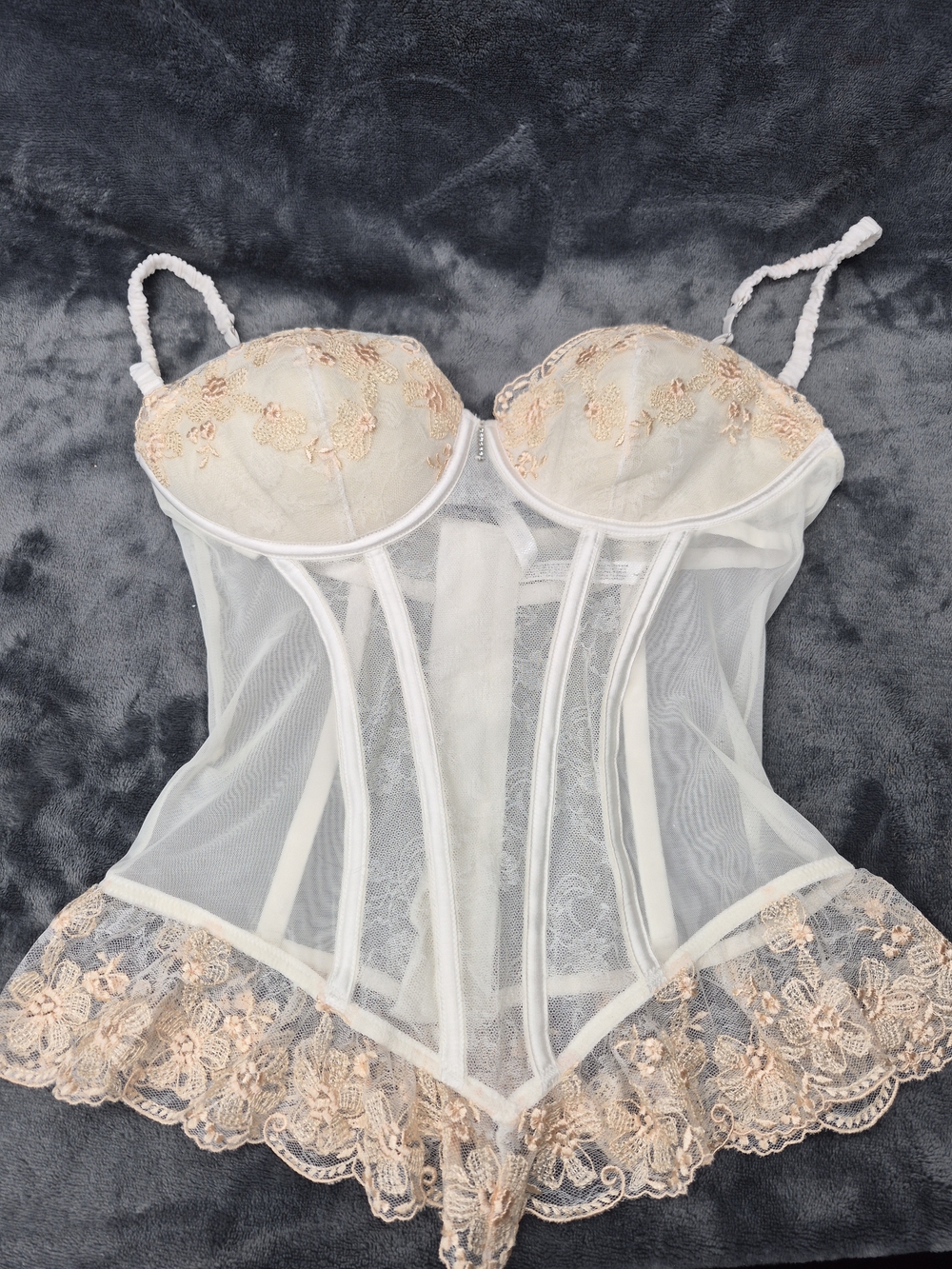 I do, Victoria Secret 34B Bridal Corset Mesh Panels Gold Floral Embroidered